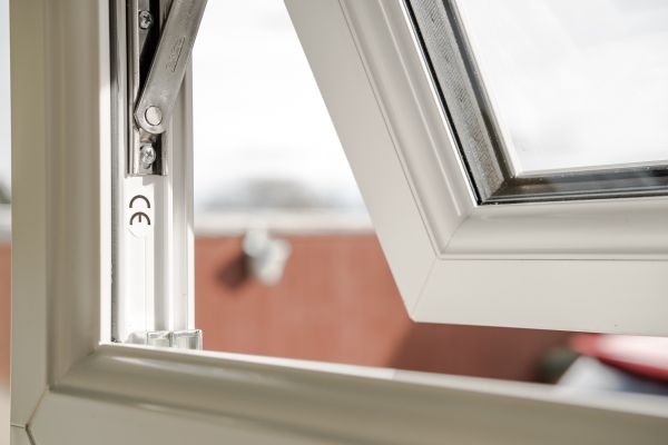 Window Hinge Replacement in Staten Island