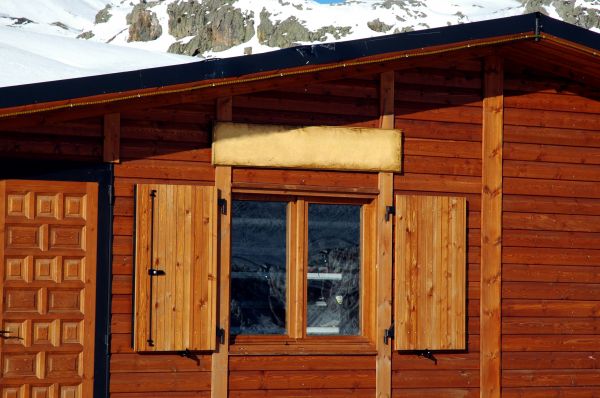 Cost of Cabin Window Repair in Staten Island